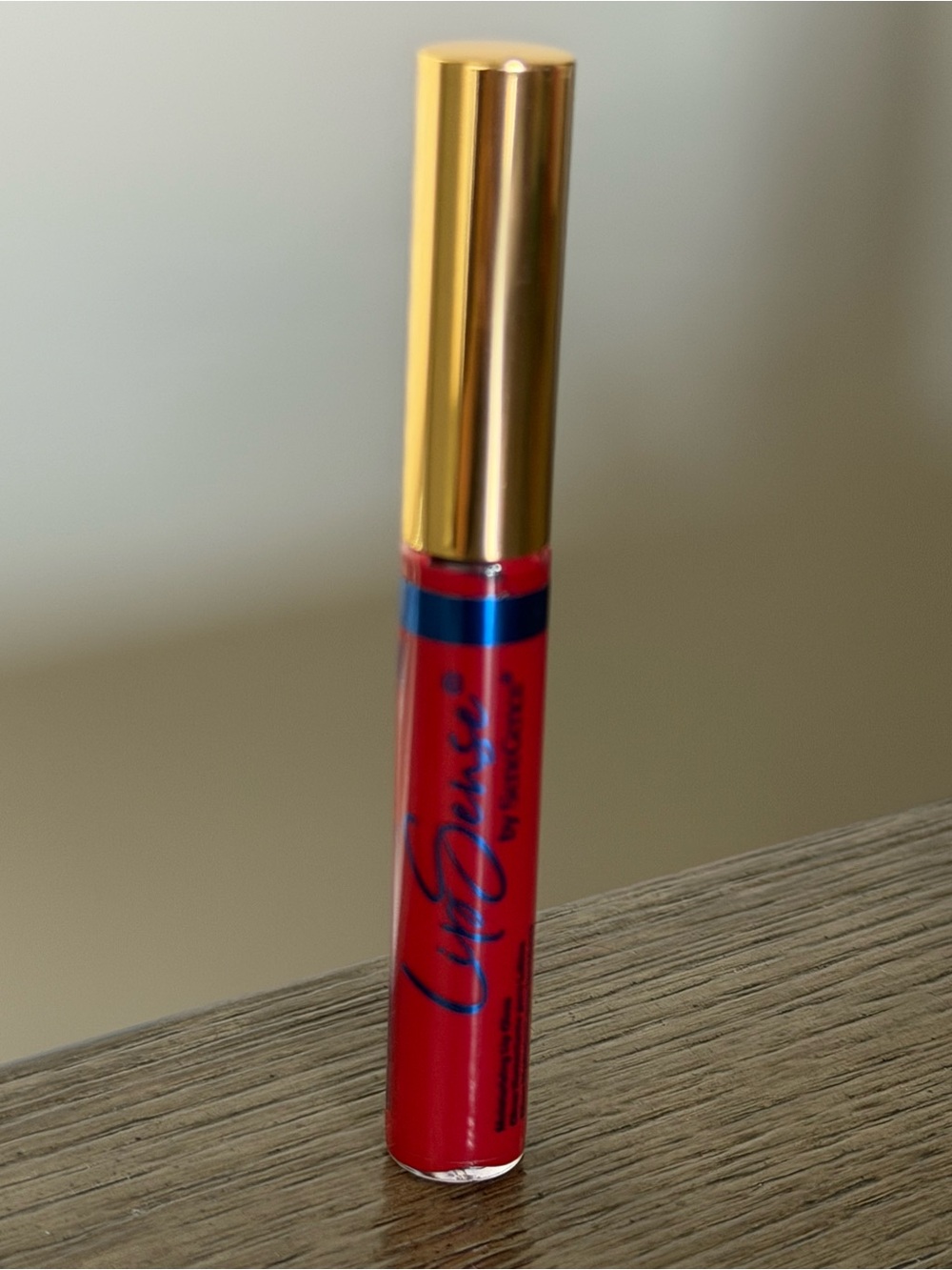 SeneGence LipSense Cherry Confident Gloss .20 fl oz